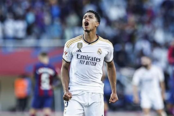 自知理亏的维尼修斯听到了体育赛事直播