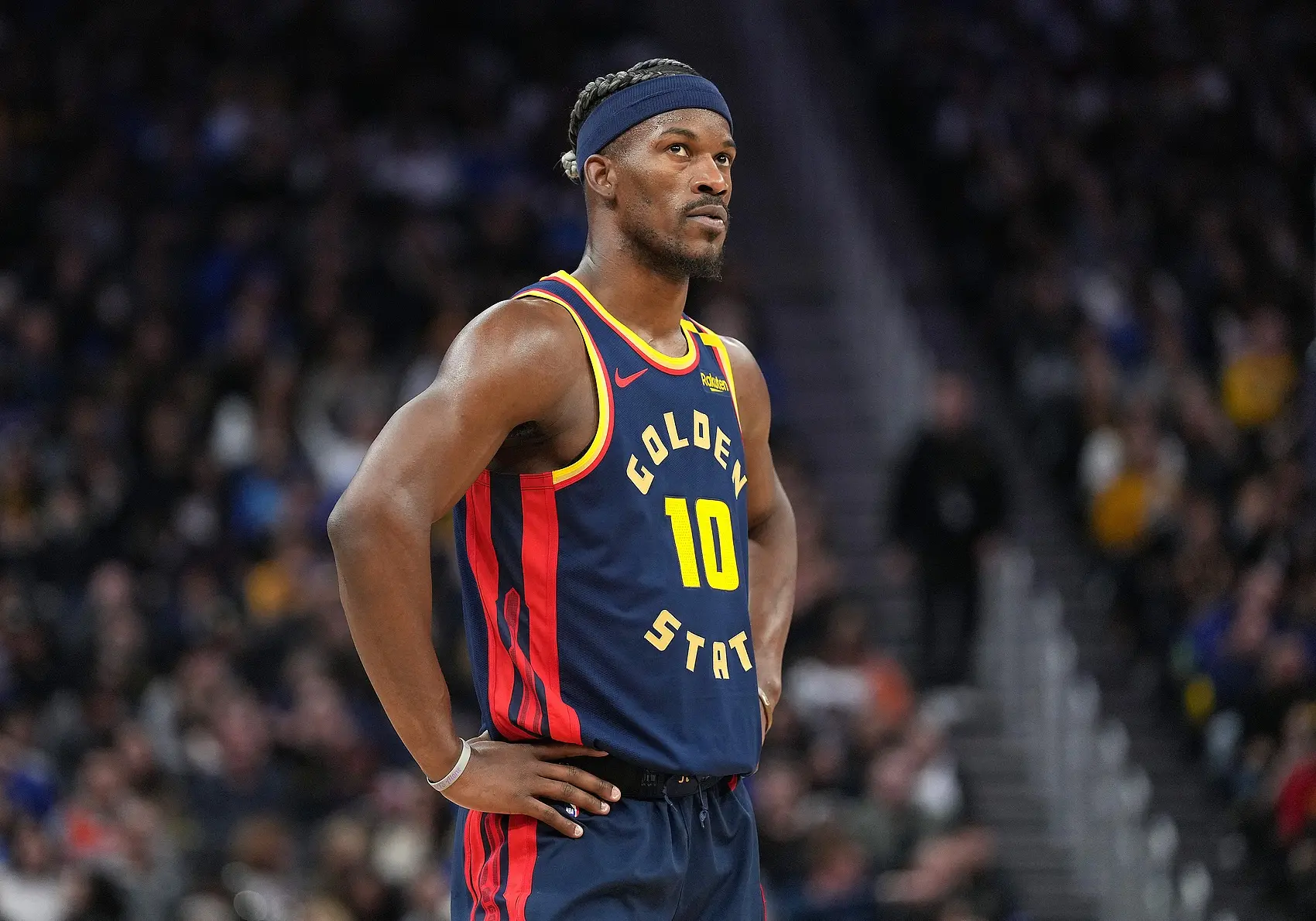 巴特勒选择了媒体采访体育赛事直播