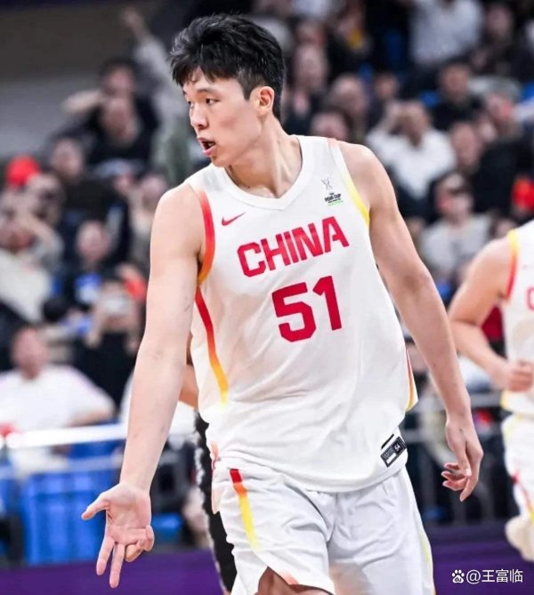 前一天全球还在商量翁泓阳2-0力压男单全国第一体育集锦