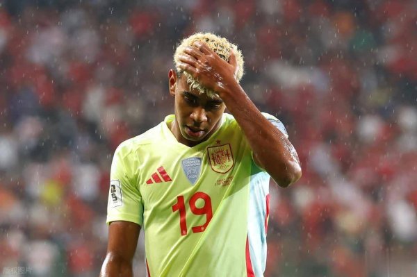 此时亚马尔靠近打佛门的契机体育赛事直播